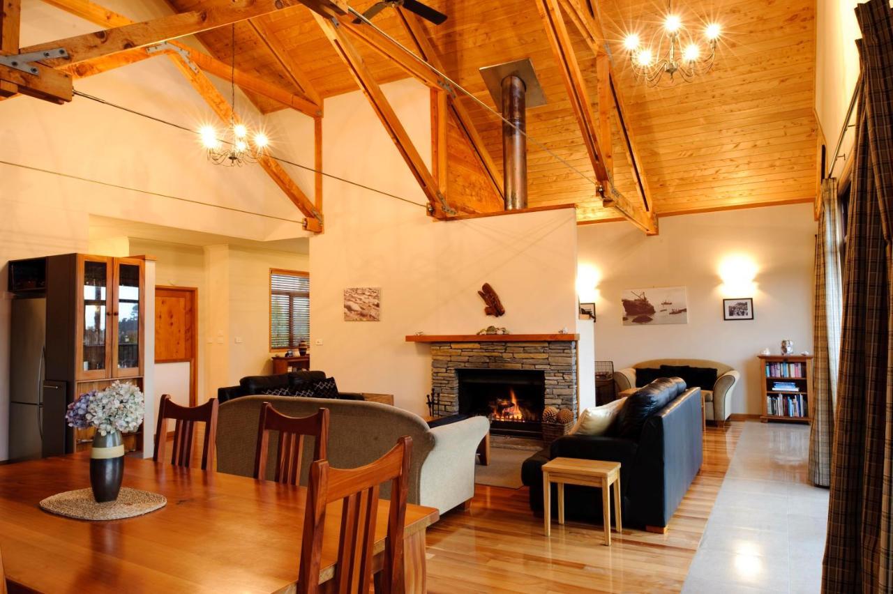 Mahitahi Lodge Bruce Bay Extérieur photo