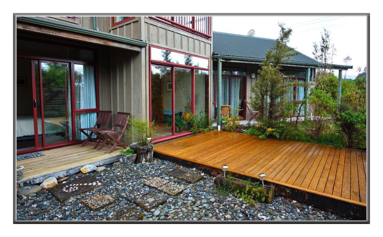 Mahitahi Lodge Bruce Bay Extérieur photo